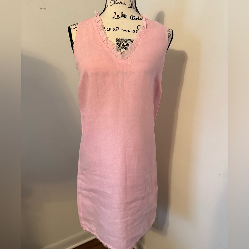 Tommy BAHAMA Two Palms
Ruffle Linen Dress